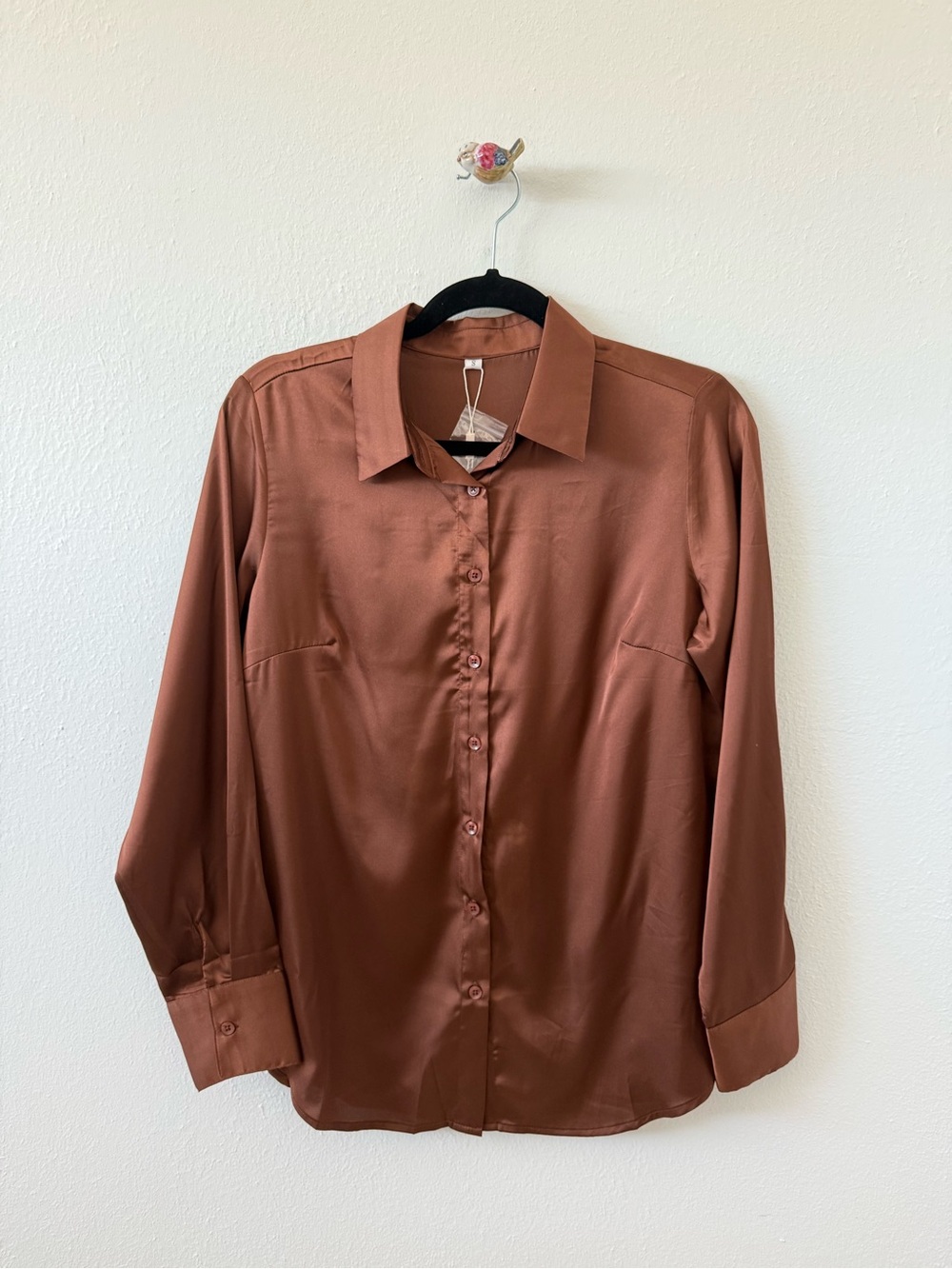 Women’s Button-Up Silky Shirt in Brown- NO BRAND